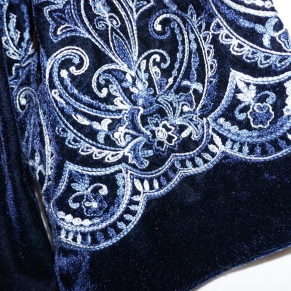 Misa Los Angeles velvet embroidered top XS - Picture 5 of 5